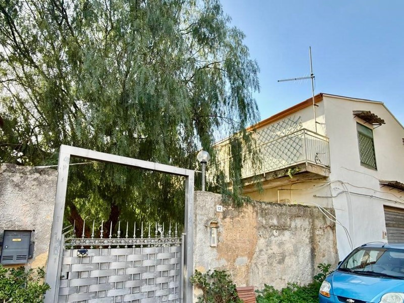 Trilocale in Affitto a Palermo, zona Partanna Mondello, 650&euro;, 75 m²