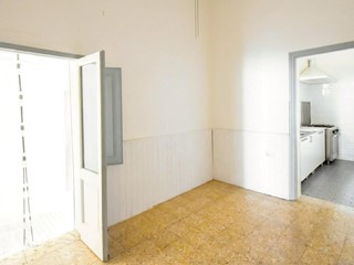 Quadrilocale in Vendita a Lecce, 120'000&euro;, 130 m²