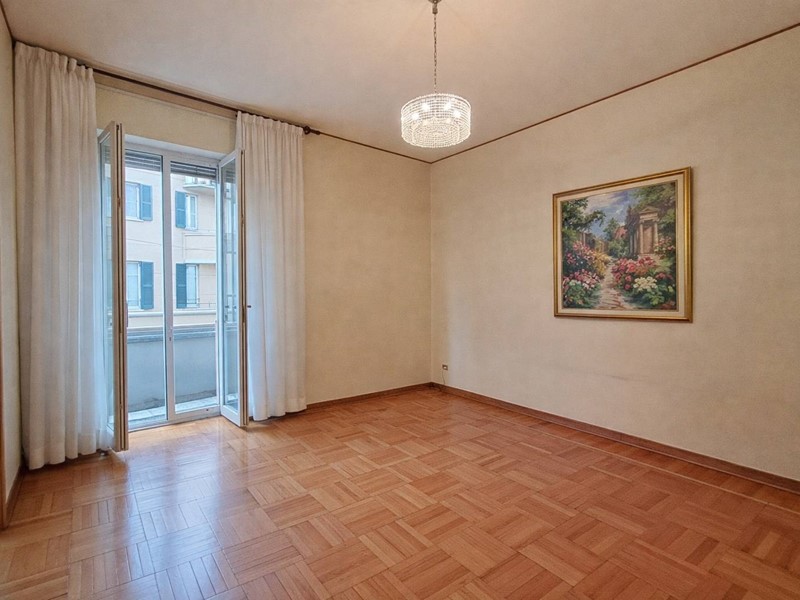 Appartamento in Vendita a Ferrara, 570'000&euro;, 239 m²