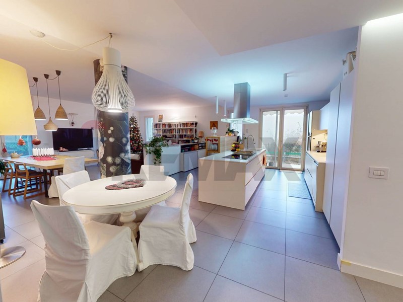 Appartamento in Vendita a Rodano, 720'000&euro;, 220 m²