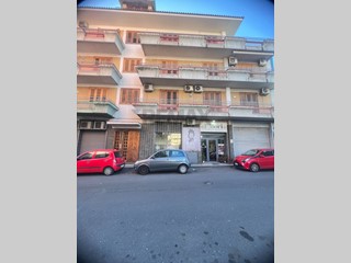 Appartamento in Vendita a Catania, 179'000&euro;, 147 m²