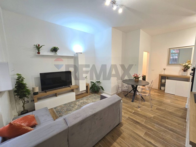 Bilocale in Vendita a Milano, 380'000&euro;, 58 m²