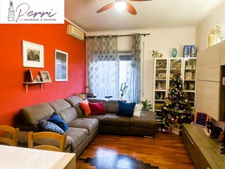 Trilocale in Vendita a Roma, 235'000&euro;, 93 m²