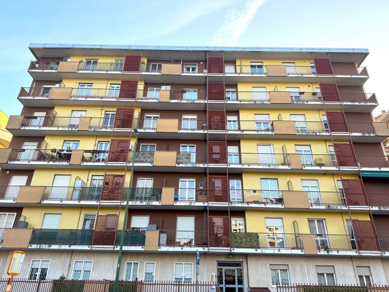 Bilocale in Vendita a Sesto San Giovanni, 240'000&euro;, 69 m²