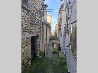 Bilocale in Vendita a Castelbottaccio, 14'000&euro;, 66 m²