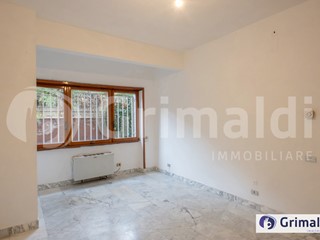 Trilocale in Vendita a Roma, 359'000&euro;, 98 m²