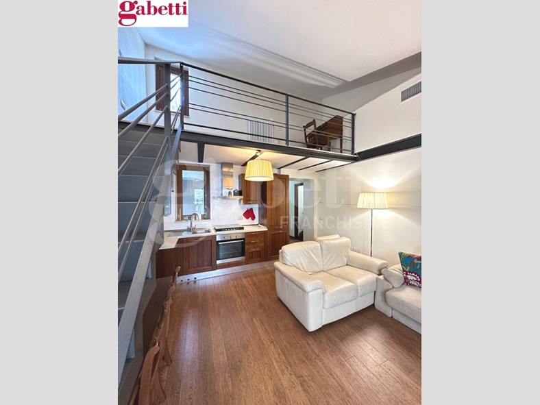 Trilocale in Vendita a Siena, 260'000&euro;, 61 m²