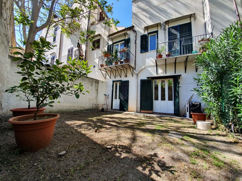 Bilocale in Affitto a Palermo, 600&euro;, 85 m², arredato