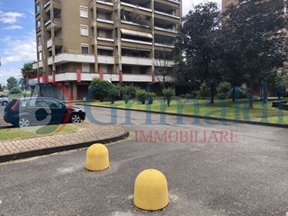 Trilocale in Vendita a Pieve Emanuele, 137'000&euro;, 110 m²