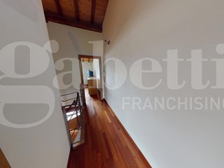 Trilocale in Vendita a Castelnuovo di Porto, 109'000&euro;, 120 m², arredato