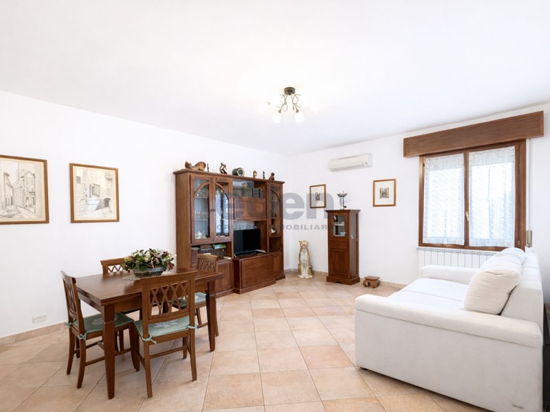 Appartamento in Vendita a Modena, 248'000&euro;, 113 m², arredato