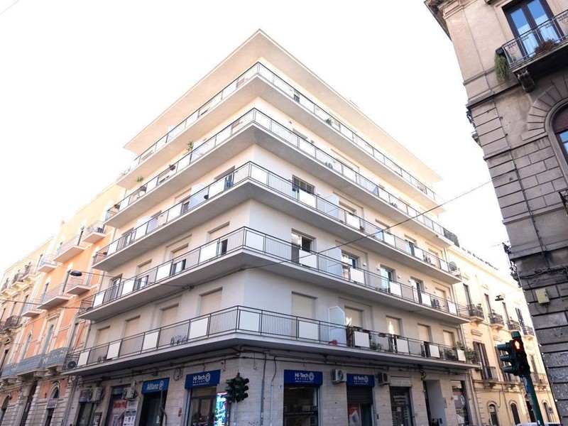 Appartamento in Vendita a Catania, zona BORGO, 410'000&euro;, 189 m²