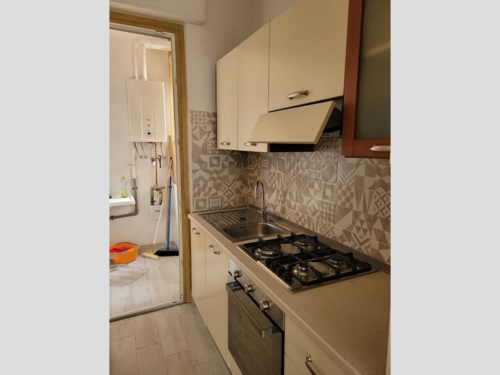 Quadrilocale in Vendita a Luni, zona Luni Mare, 180'000&euro;, 75 m²