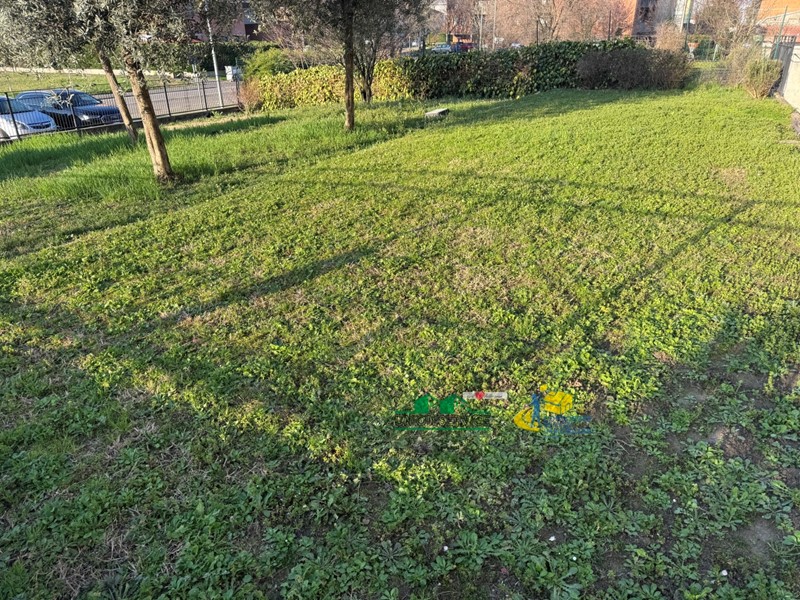 Trilocale in Vendita a Parma, zona Crocetta - S. Pancrazio, 280'000&euro;, 97 m², con Box