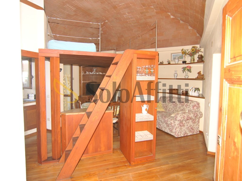 Trilocale in Affitto a Livorno, zona Antignano - Banditella - Ardenza, 750&euro;, 60 m², arredato