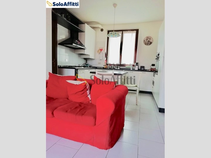 Trilocale in Affitto a Desio, zona San Giorgio, 800&euro;, 92 m², arredato, con Box