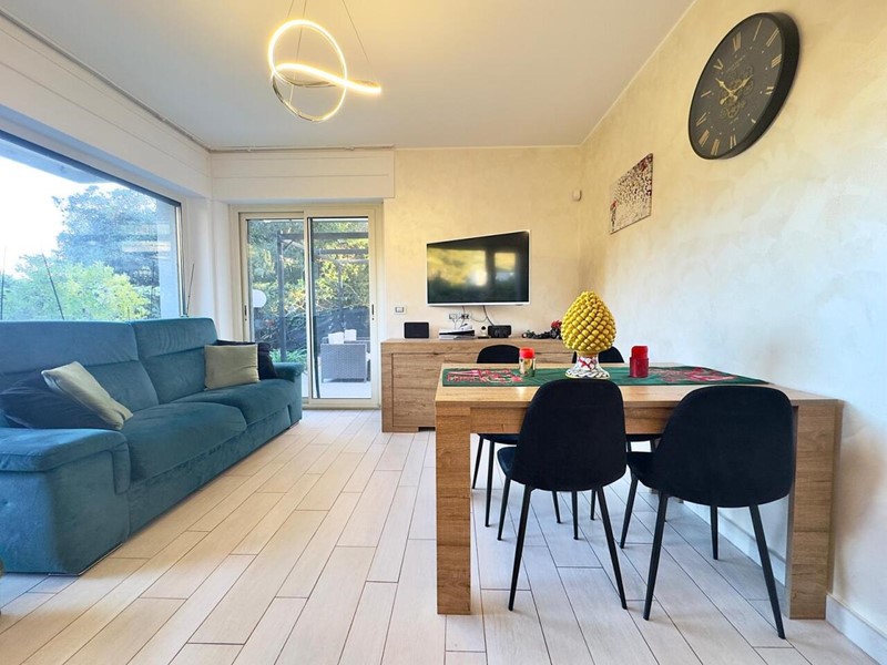 Appartamento in Vendita a Sanremo, 399'000&euro;, 95 m²