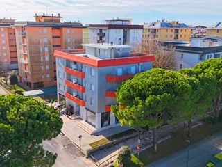Trilocale in Vendita a San Michele al Tagliamento, zona Bibione, 175'000&euro;, 63 m², arredato