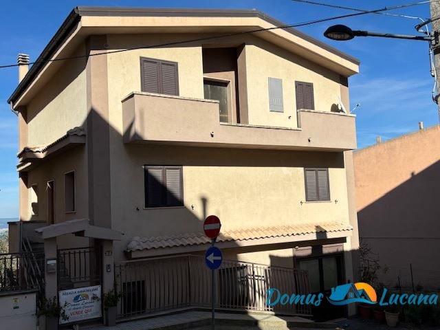 Appartamento in Vendita a Pomarico, 130'000&euro;, 200 m²