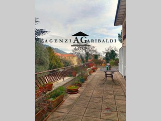 Quadrilocale in Vendita a Ventimiglia, 420'000&euro;, 120 m²