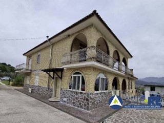 Appartamento in Vendita a Priverno, 45'745&euro;, 279 m²