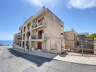 Bilocale in Vendita a Lipari, zona Canneto, 90'000&euro;, 60 m², con Box