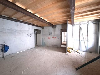 Trilocale in Vendita a Massa, 210'000&euro;, 80 m²