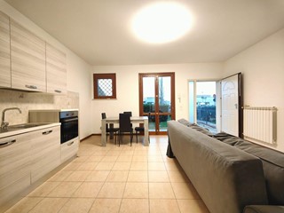 Appartamento in Vendita a Fucecchio, 195'000&euro;, 80 m², arredato, con Box