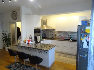 Appartamento in Vendita a Montale, zona Montale Stazione, 220'000&euro;, 120 m², arredato