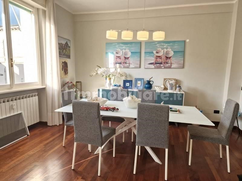 Appartamento in Vendita a Viareggio, 570'000&euro;, 110 m², arredato