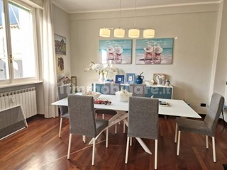 Appartamento in Vendita a Viareggio, 570'000&euro;, 110 m², arredato