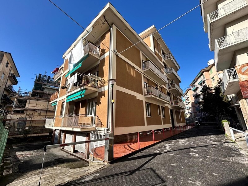 Appartamento in Vendita a Chiavari, 295'000&euro;, 102 m²