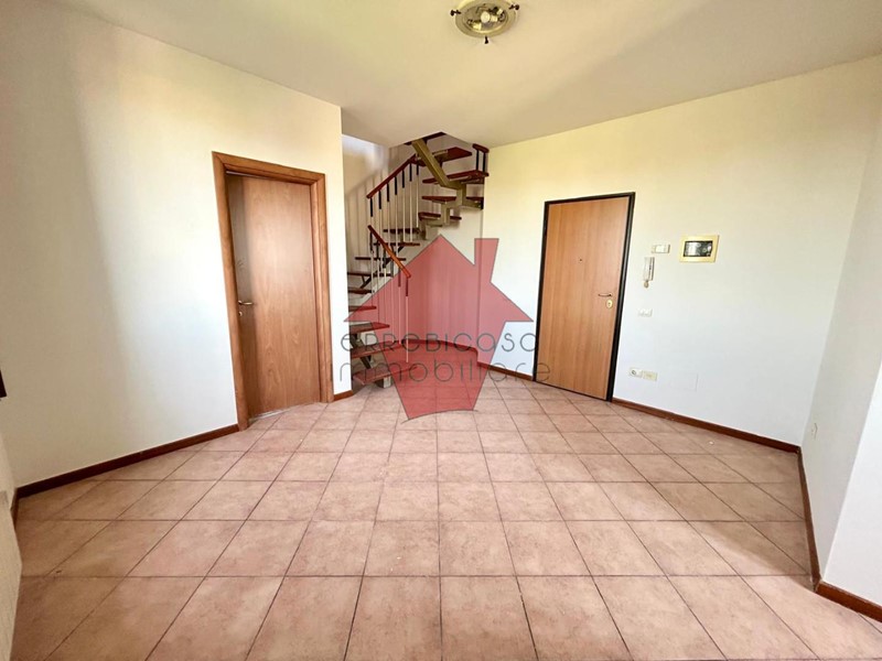 Bilocale in Vendita a Santa Croce sull'Arno, 115'000&euro;, 57 m²