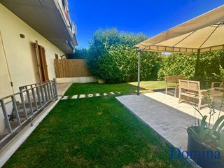 Trilocale in Vendita a Massa, 319'000&euro;, 80 m², arredato