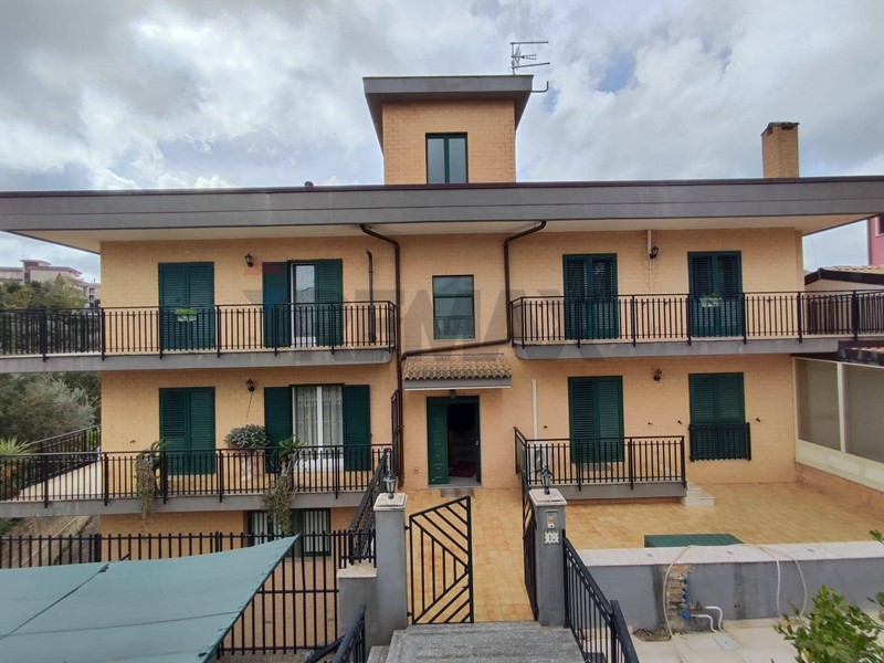 Appartamento in Vendita a Palazzolo Acreide, 220'000&euro;, 226 m²