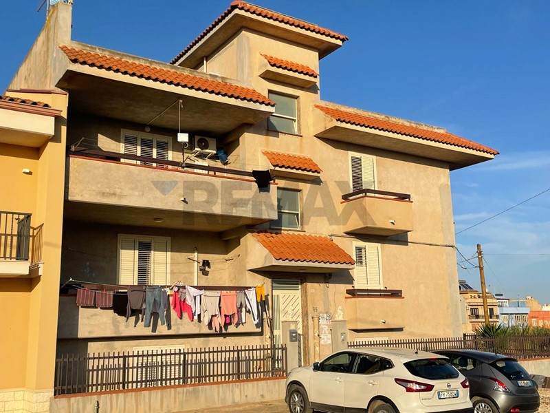 Appartamento in Vendita a Pachino, 150'000&euro;, 240 m²