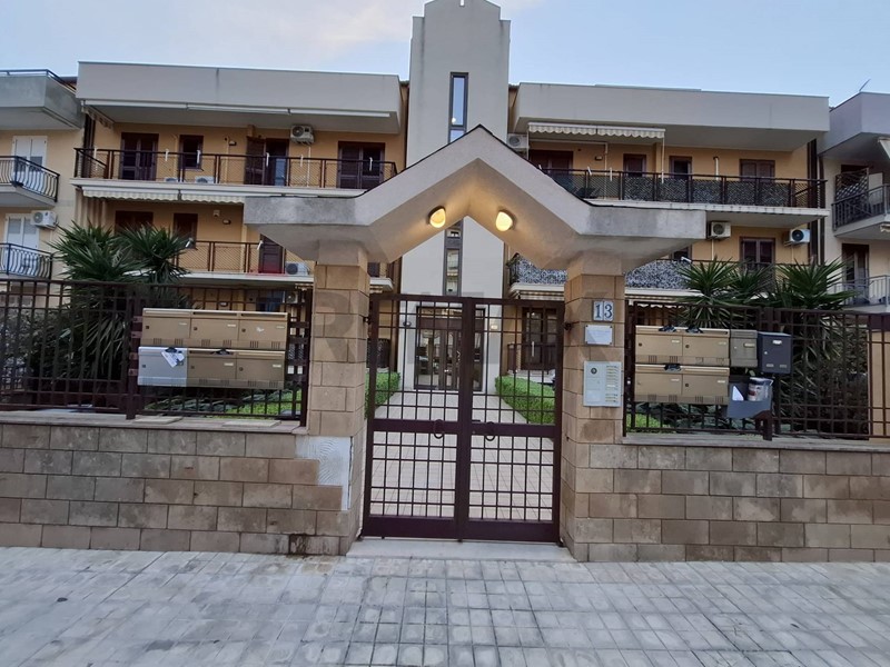 Trilocale in Vendita a Floridia, 139'000&euro;, 121 m²