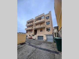 Quadrilocale in Vendita a Melilli, 50'000&euro;, 98 m²