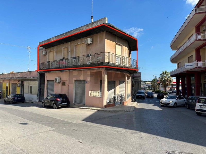 Appartamento in Vendita a Pachino, 95'000&euro;, 154 m²