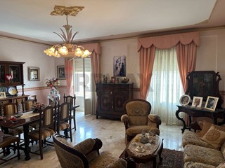 Quadrilocale in Vendita a Siracusa, 80'000&euro;, 116 m²