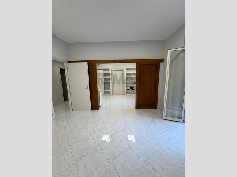 Appartamento in Vendita a Siracusa, 185'000&euro;, 130 m²