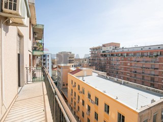 Appartamento in Vendita a Siracusa, 130'000&euro;, 169 m²