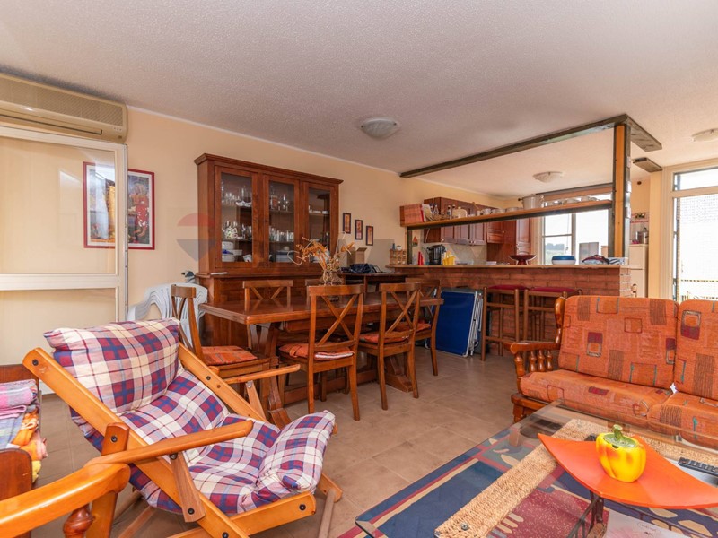 Appartamento in Vendita a Augusta, 90'000&euro;, 100 m²