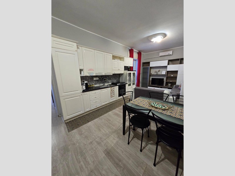 Trilocale in Vendita a Siracusa, 84'000&euro;, 100 m²