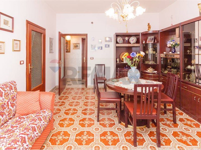 Appartamento in Vendita a Siracusa, 81'000&euro;, 102 m²