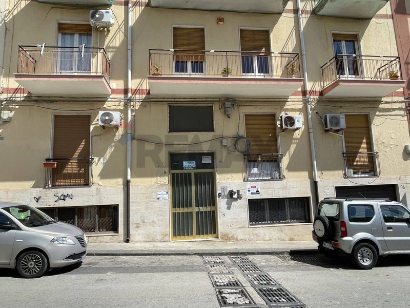 Appartamento in Vendita a Siracusa, 129'000&euro;, 141 m²