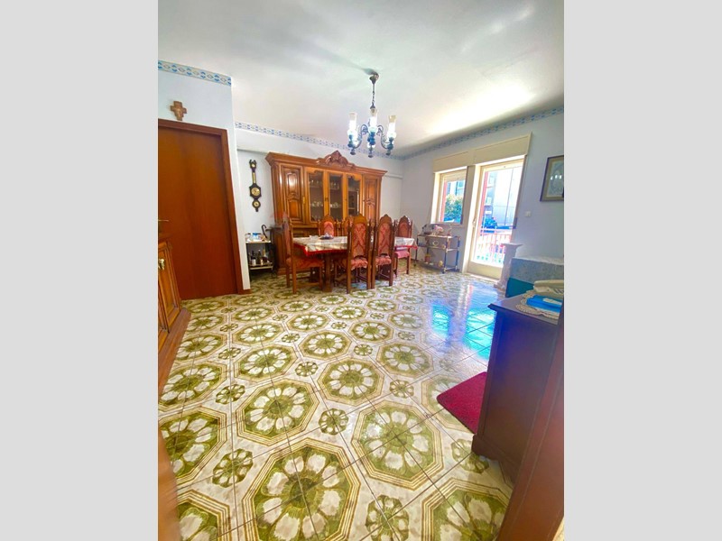 Appartamento in Vendita a Carlentini, 75'000&euro;, 112 m²