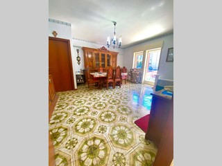 Appartamento in Vendita a Carlentini, 75'000&euro;, 112 m²