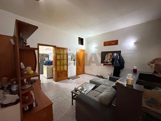 Trilocale in Vendita a Priolo Gargallo, 37'000&euro;, 132 m²
