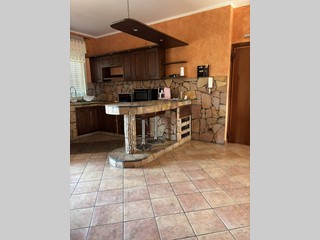 Appartamento in Vendita a Siracusa, 90'000&euro;, 120 m²